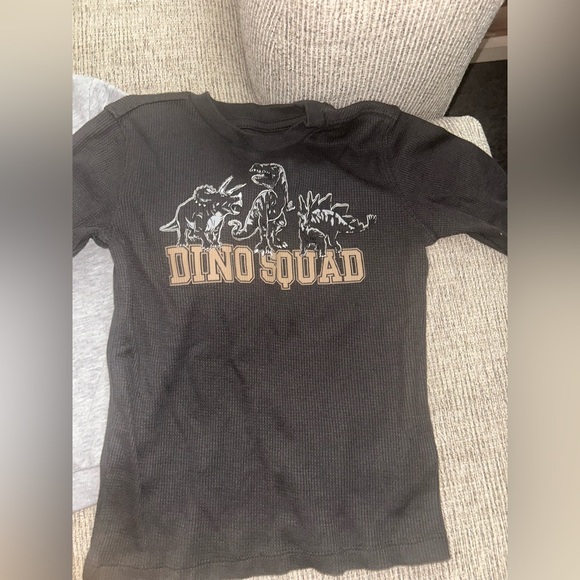 Lot of 6 long sleeved tops for boys size 4 - Picture 6 of 14